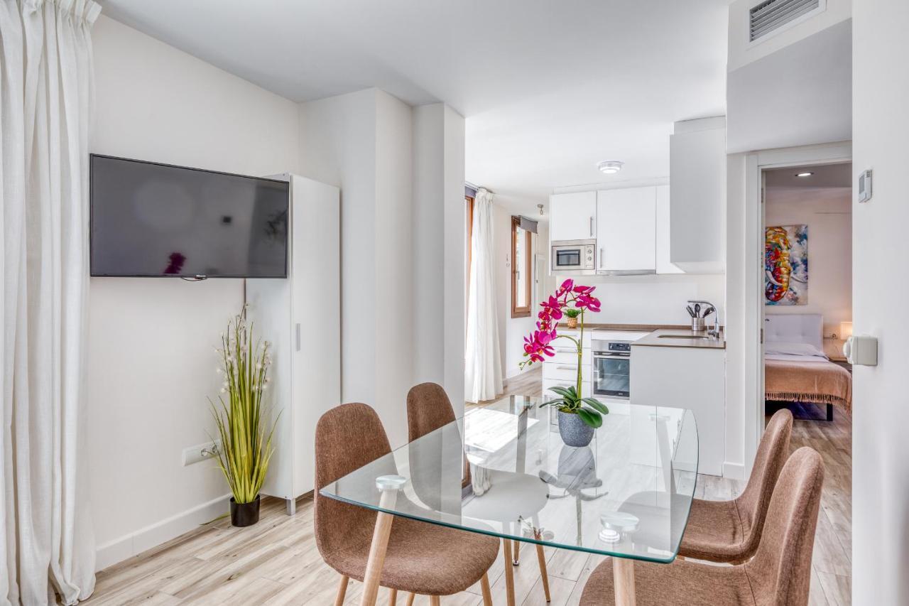 Hanami Estepona Centro 1B Apartment Exterior photo